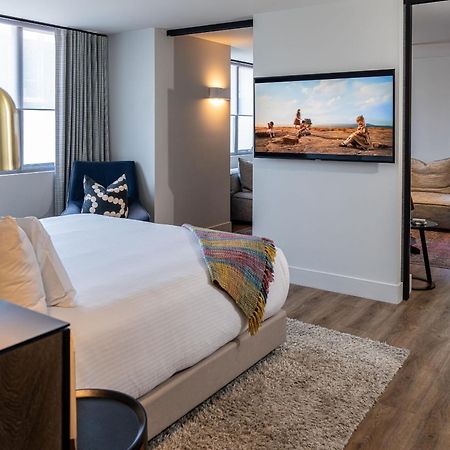 Zagame'S House Hotel Melbourne Exterior foto A bedroom at the hotel